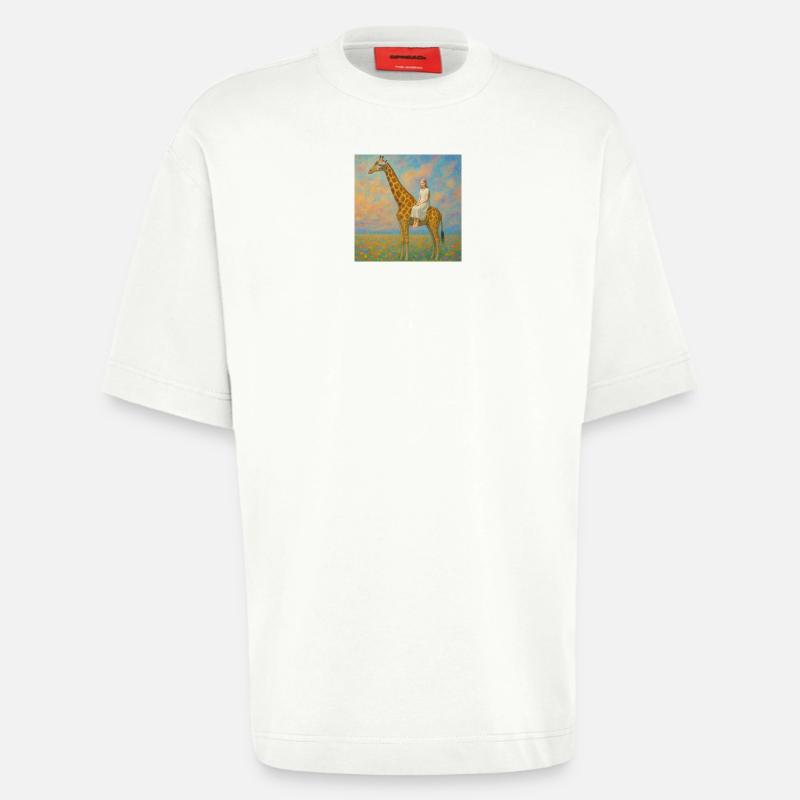 Träumen mit der Giraffe  - Heavyweight T-Shirt - made by SPREAD  - OFF WHITE