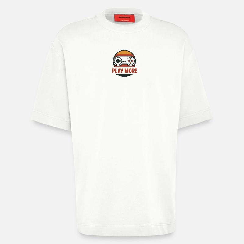 Retro Controller Motiv Play More - Heavyweight T-Shirt - made by SPREAD  - OFF WHITE