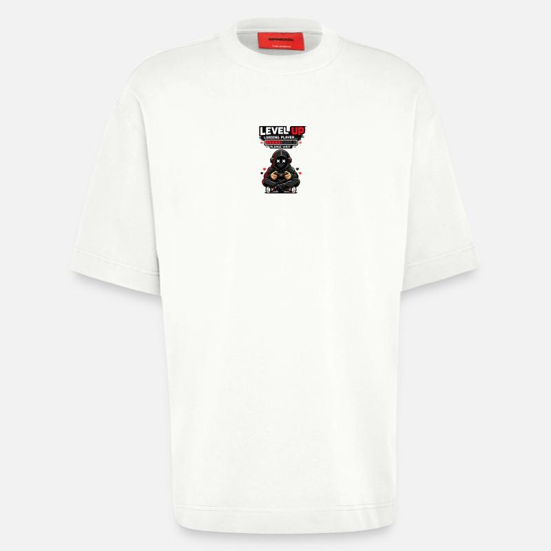 Level Up Pixel Hero lädt - Heavyweight T-Shirt - made by SPREAD  - OFF WHITE