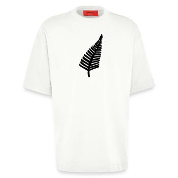 Fern - Heavyweight T-Shirt - made by SPREAD  - OFF WHITE - Front - Fiona (171cm)