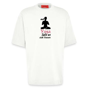 Yoga Leben Sprüche Geschenk - Heavyweight T-Shirt - made by SPREAD  - OFF WHITE - Vorne - Fiona (171cm)