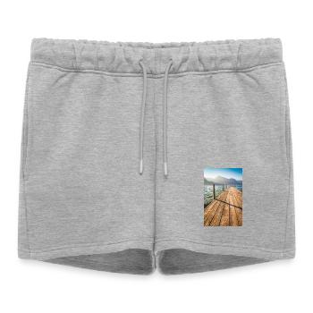 Jetée en bois au lac de la montagne au soleil - Short de survêtement femme premium - gris chiné - Devant - AI Model Female 172 light (172cm)