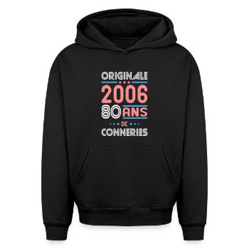 Originale – 2006 – 20 ans de conneries - Sweat à capuche unisexe oversize épais SPREAD - noir - Devant - AI Model Female 172 light (172cm) & AI Model Male 185 light (185cm)