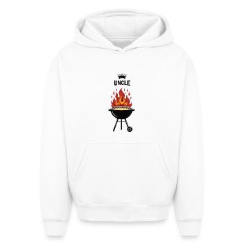Grillmeister – Oncle - Sweat à capuche unisexe oversize épais SPREAD - blanc - Devant - AI Model Female 172 dark (172cm) & AI Model Male 185 light (185cm)