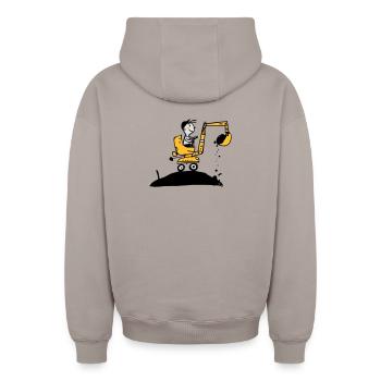 Bagger im Retro Stil - Oversized Heavyweight Unisex Zip Hoodie - Taupe - Hinten - AI Model Male 178 light (178cm)