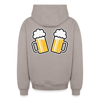 2 chopes de bière Santé ! Santé ! (Chopes de bière 3C) - Sweat à capuche unisexe zippé oversize épais SPREAD - taupe - Dos - AI Model Male 178 light (178cm)