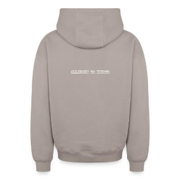 Allergique aux idiots Typographie Dire minimaliste - Sweat à capuche unisexe zippé oversize épais SPREAD - taupe - Dos - AI Model Male 178 light (178cm)
