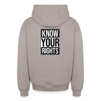 Know Your Rights Aktivismus Gerechtigkeit Freiheit - Oversized Heavyweight Unisex Zip Hoodie - Taupe - Hinten - AI Model Male 178 light (178cm)