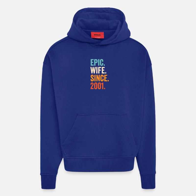 Epische Ehefrau seit 2001 - Hoodie- made by SPREAD  - Iconic Blue