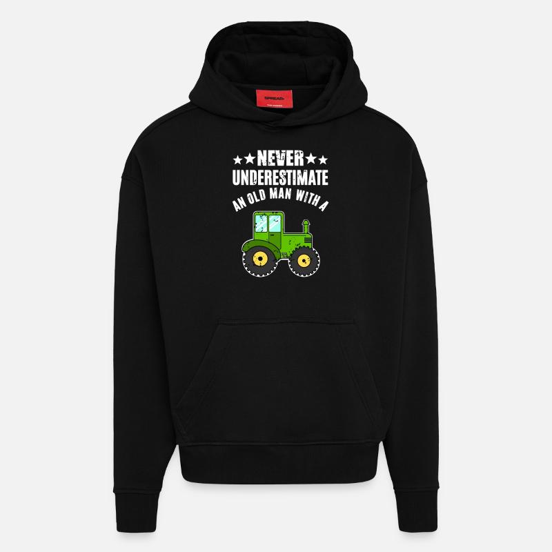 Never Underestimate Traktor - Hoodie- made by SPREAD - SOLID BLACK