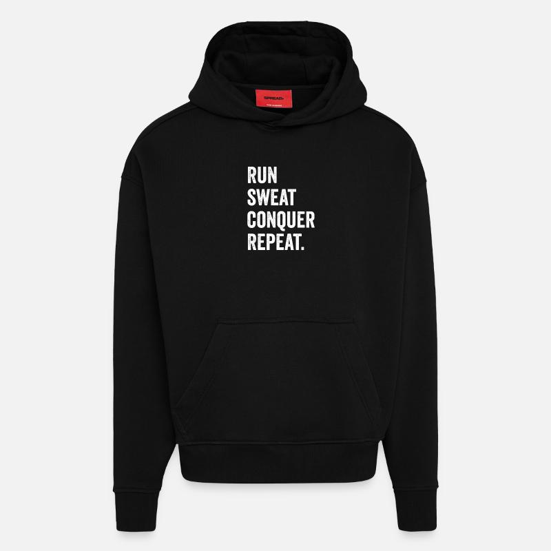 Courir. Sueur. Conquérir. Répéter. - Sweat à capuche bio épais oversize fabriqué en UE - SOLID BLACK