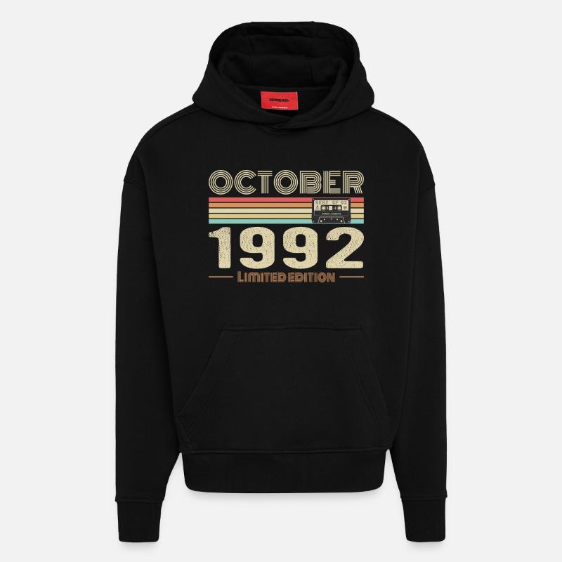 Anniversaire octobre 1992 - Birthday october 1992 - Sweat à capuche bio épais oversize fabriqué en UE - SOLID BLACK