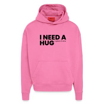 I need a huge glass of wine. - Hoodie- made by SPREAD  - AURA PINK - Vorne - Dylan (187cm)