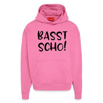 Basst scho, lustige Bayern - Hoodie- made by SPREAD  - AURA PINK - Vorne - Dylan (187cm)