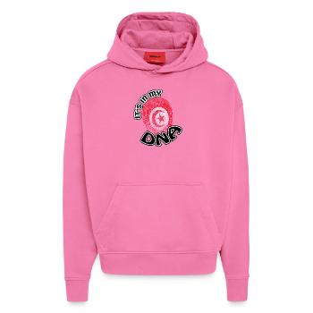 Geschenk Its in my dna dns roots Tunesien - Hoodie- made by SPREAD  - AURA PINK - Vorne - Dylan (187cm)