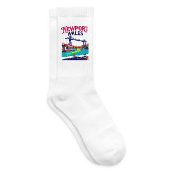 City Vintage Newport Wales Skyline and Bridge Art - Tennissocken - Weiß - Rechts