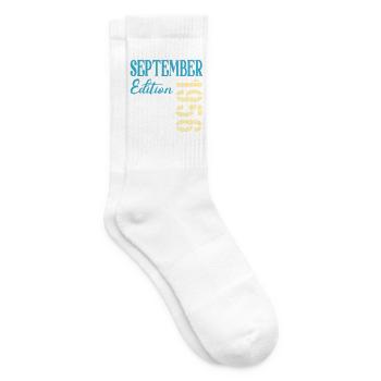 Septembre 1956 - 70e anniversaire - Chaussettes de tennis - blanc - Droite