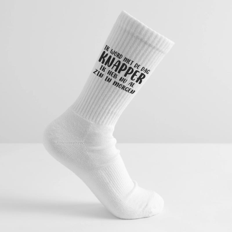 Je deviens de plus en plus beau. Hâte à demain # Chaussettes de tennis