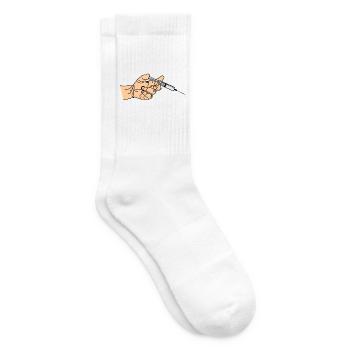 Spritze mit herauskommendem Tropf in der Hand - Tennissocken - Weiß - Rechts