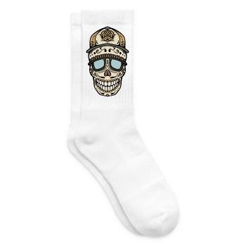Crâne en sucre avec casquette et lunettes de soleil - Chaussettes de tennis - blanc - Droite