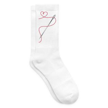 Nadel und Nähgarn mit Herz - Tennissocken - Weiß - Rechts