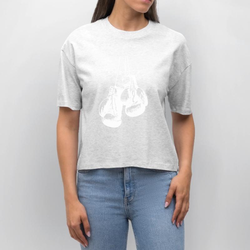 Conception de gants de boxe blancs suspendus. Conception de logo T-shirt bio NOVA Stanley/Stella Femme