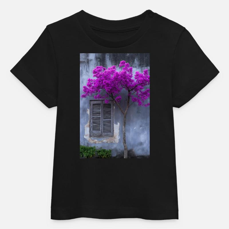 Lebendige Blüte vor rustikaler Wand - Baby Organic T-Shirt Baby Creator von Stanley/Stella - Schwarz