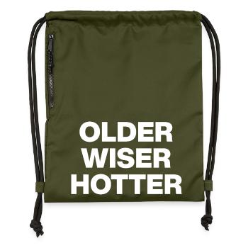 PLUS VIEUX, PLUS SAGES, PLUS CHAUDS, MATURES ! CADEAU D’ANNIVERSAIRE - Sac à cordon en polyester recyclé - military green - Devant
