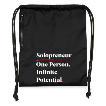 Solopreneur: Eine Person. Unendliches Potenzial. [W] - Turnbeutel aus Recycling-Material - military Green - Vorne