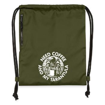 Brauche Kaffee und meine Vogelspinne - Turnbeutel aus Recycling-Material - military Green - Vorne