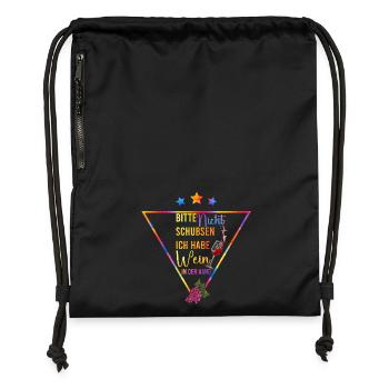 Wein in der Hand bunte Triangel Spruch - Turnbeutel aus Recycling-Material - Schwarz - Vorne
