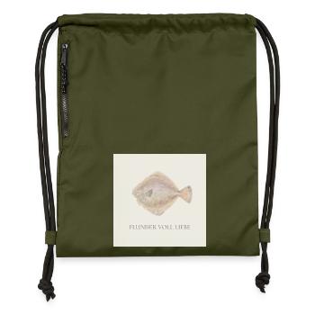Flunder voll Liebe – Süßer Fisch Spruch - Turnbeutel aus Recycling-Material - military Green - Vorne