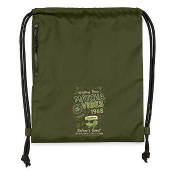 Matcha Vibes 1968 Matcha Magic Uplifting Brew - Turnbeutel aus Recycling-Material - military Green - Vorne