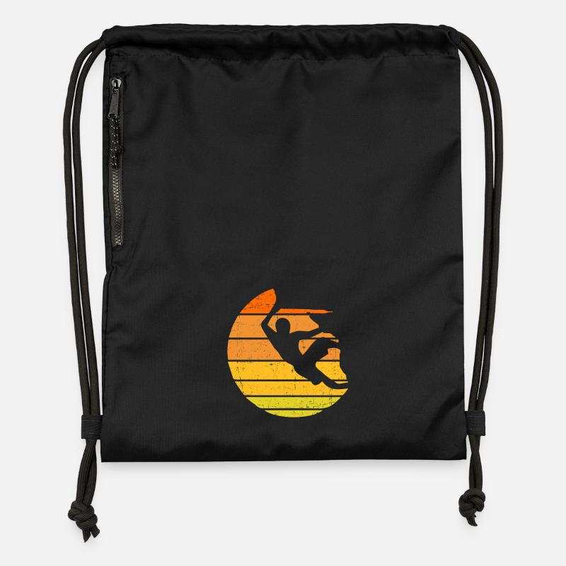 Climbing on the mountain face - Gymsac made from recycled material - black