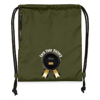 Verdiene deinen Sieg – Champion-Auszeichnung | Motivation Ba - Turnbeutel aus Recycling-Material - military Green - Vorne