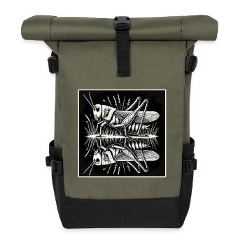 Spiegelbild der Natur – Heuschrecke in Symmetrie - Rolltop Rucksack - Olive/Schwarz - Vorne