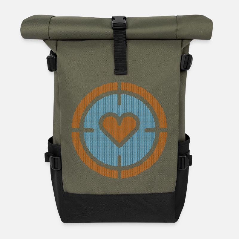 Herz im Ziel-Emblem, atomare Muster - Rolltop Rucksack - Olive/Schwarz