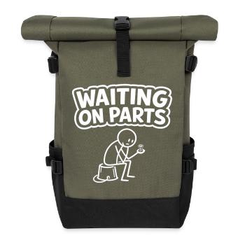 Waiting On Parts Schrauber Meme Design - Rolltop Rucksack - Olive/Schwarz - Vorne