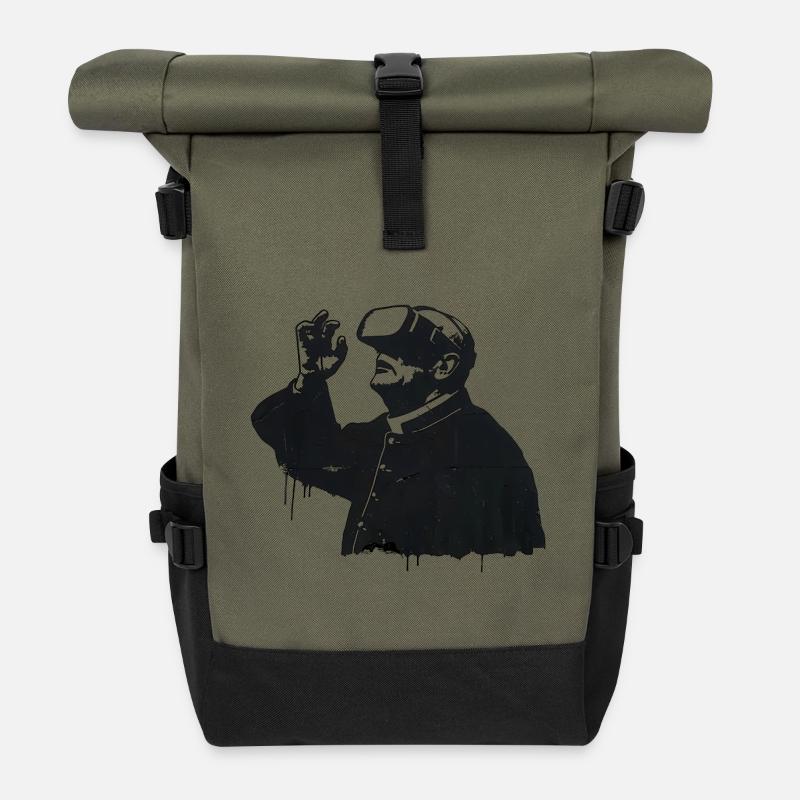 Priester mit VR Brille – Glaube trifft Zukunft - Rolltop Rucksack - Olive/Schwarz