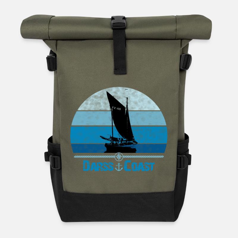 Darss Coast mit Zeesboot - Rolltop Rucksack - Olive/Schwarz