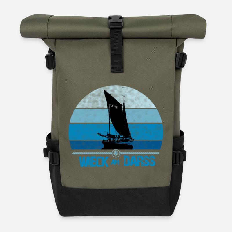 Wieck am Darss mit Zeesboot - Rolltop Rucksack - Olive/Schwarz