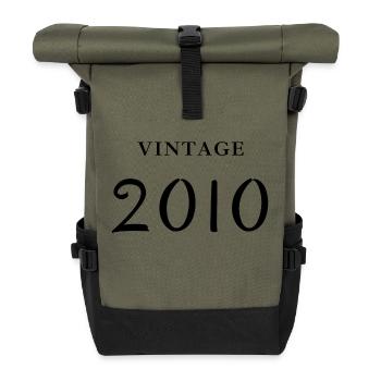 Jahrgang 2010 - Jubiläums-Geschenkidee - Rolltop Rucksack - Olive/Schwarz - Vorne