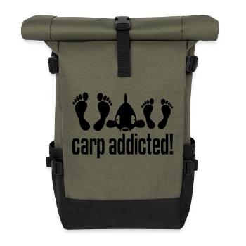 CARP ADDICTED! - Rolltop Rucksack - Olive/Schwarz - Vorne