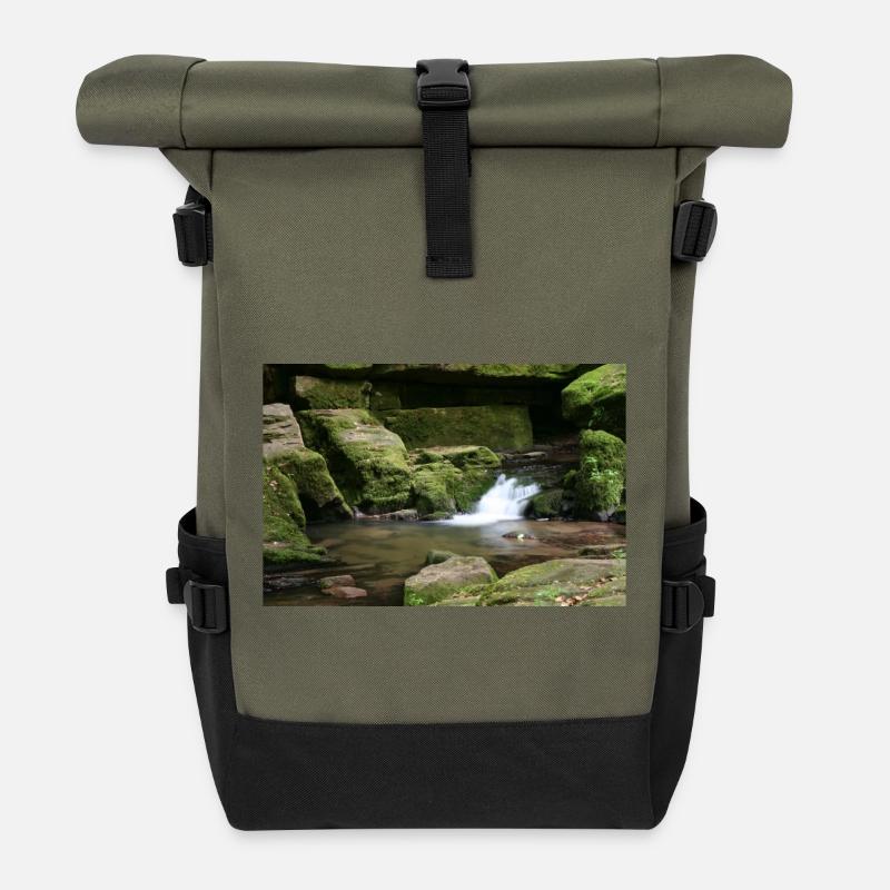 MONBACH DANS LE NORD DE LA FORÊT-NOIRE - Sac à dos roll top - olive/noir