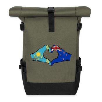 Kazakhstan Nouvelle-Zélande drapeau mains forme de coeur utilisé - Sac à dos roll top - olive/noir - Devant