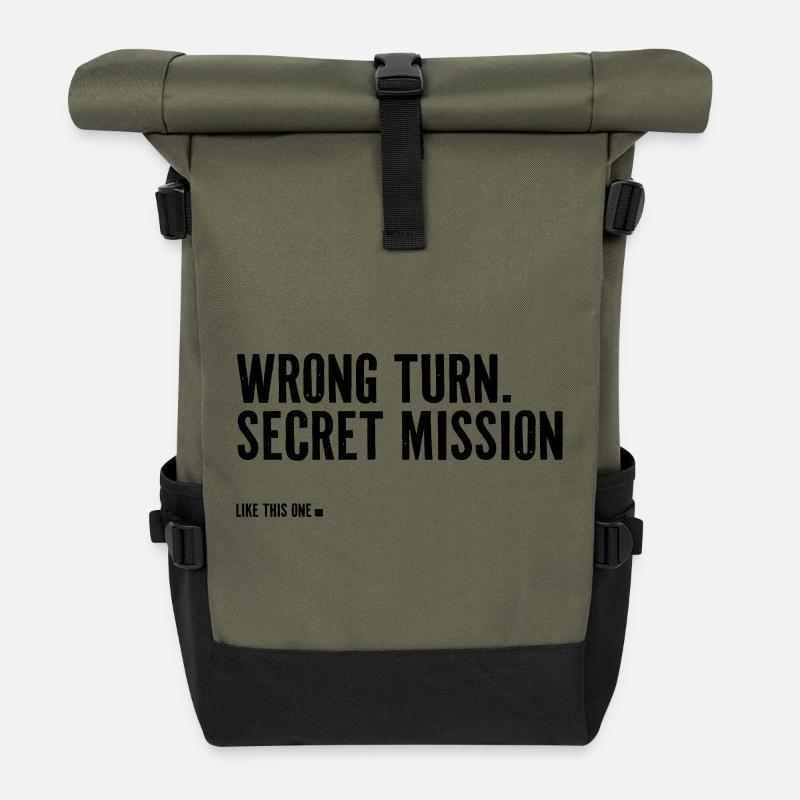 wrong turn. secret mission. - Rolltop Rucksack - Olive/Schwarz