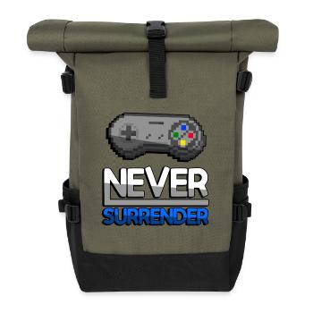 NEVER SURRENDER (Blau) + SNES Controller - Gaming - Rolltop Rucksack - Olive/Schwarz - Vorne
