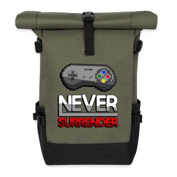 NEVER SURRENDER (Rot) + SNES Controller - Gaming - Rolltop Rucksack - Olive/Schwarz - Vorne