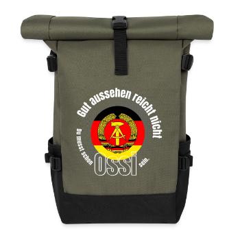 ossi spruch humor ostdeutsch DDR ego flagge emblem - Rolltop Rucksack - Olive/Schwarz - Vorne