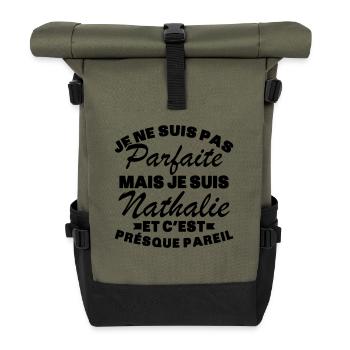 Nicht perfekt, aber ich bin Nathalie - Rolltop Rucksack - Olive/Schwarz - Vorne